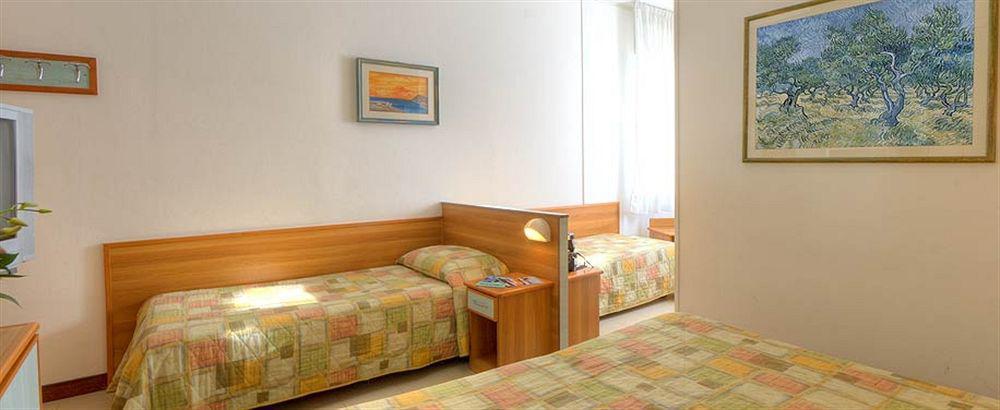 Hotel Giannino Порто-Реканати Экстерьер фото